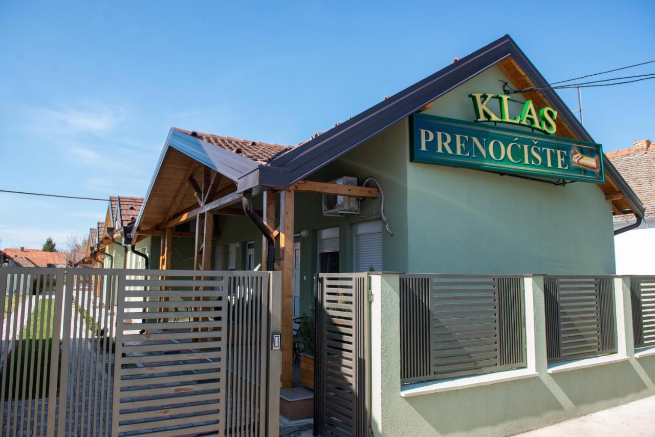 Zlatni Klas Zrenjanin Exteriör bild